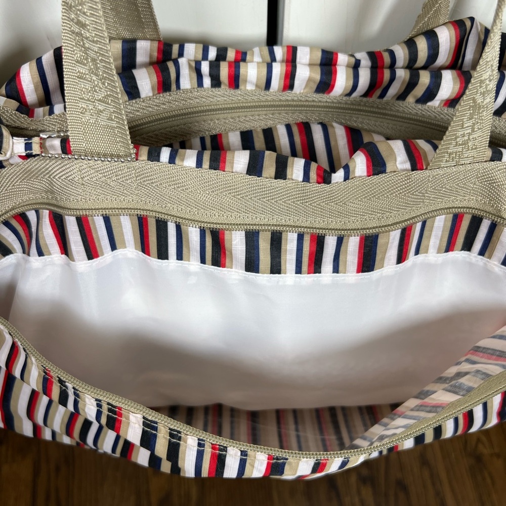 American Tourister 2 Pc Striped Travel Bag/purse, Matching Makeup Purse Name Tag - Picture 7 of 11
